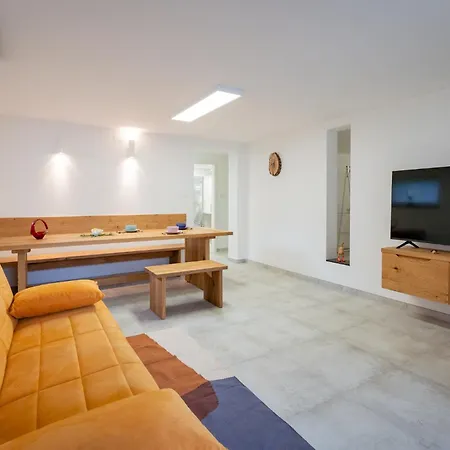 And Natasa 2 Apartment *