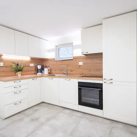 And Natasa 2 Daire Trenta