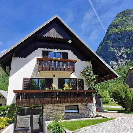 Daire And Natasa 2 *