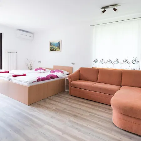 And Natasa 2 Apartment