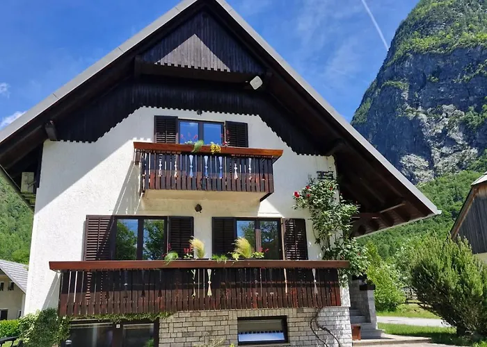 Appartamento And Natasa 2 *